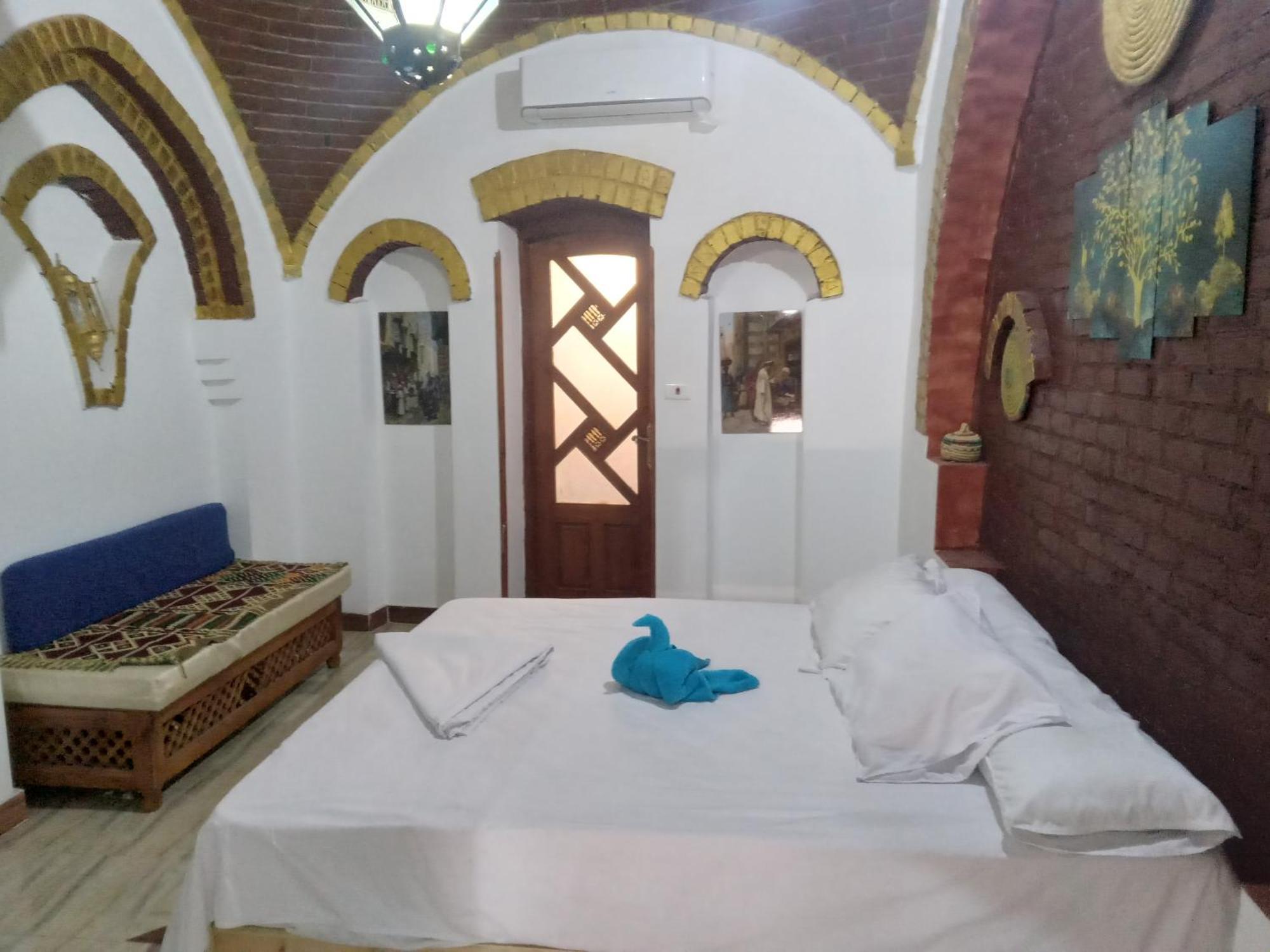 Golden Palace Family Villa Louxor